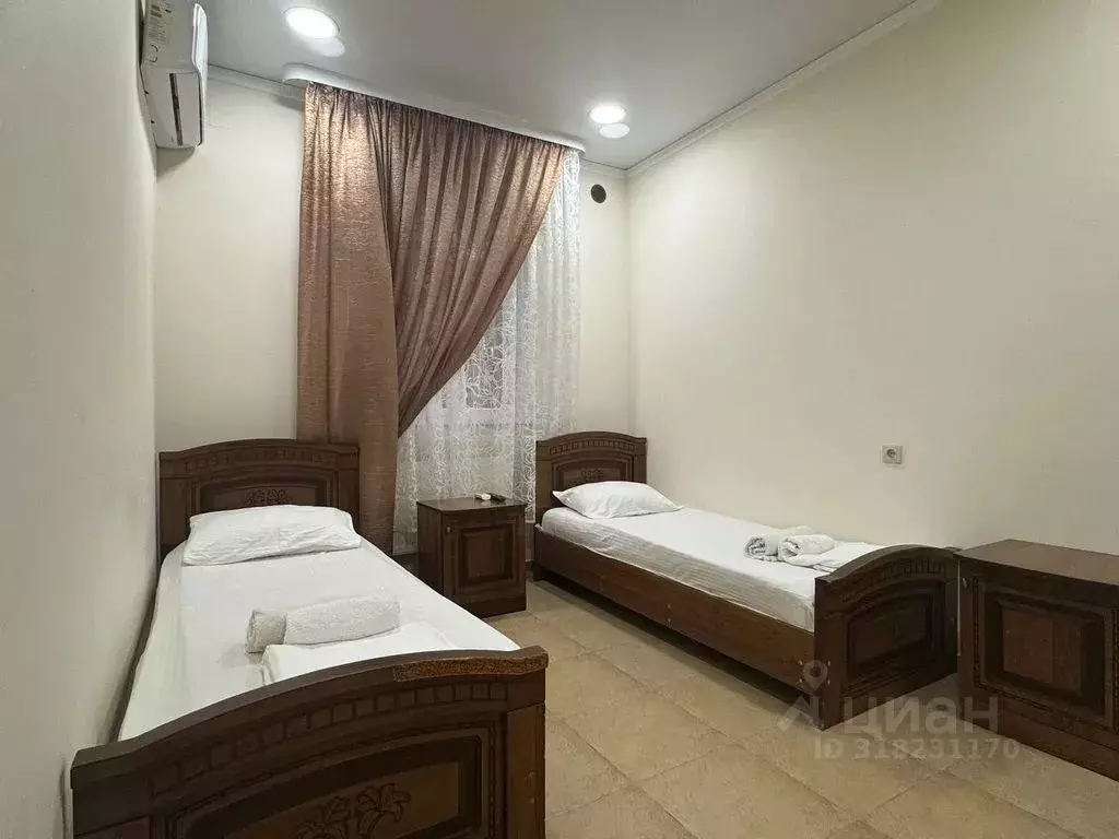 Комната Краснодарский край, Сочи Адлер жилрайон, ул. Аллейная, 5А/1 - Фото 1