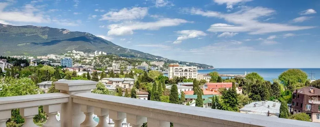 2-к кв. Крым, Ялта ул. Пушкинская, 9Б (56.0 м) - Фото 1