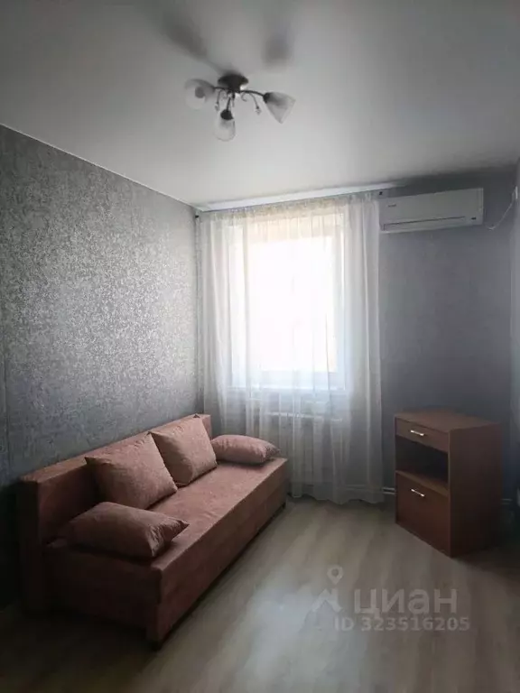 1-к кв. Волгоградская область, Волгоград ул. Добрушина, 22 (25.3 м) - Фото 2