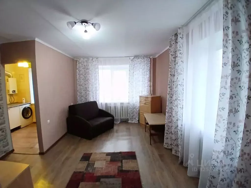 1-к кв. Брянская область, Брянск ул. Луначарского, 12 (29.9 м) - Фото 1