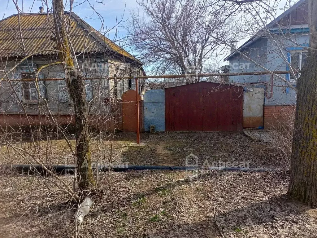 Дом в Волгоградская область, Светлоярский район, с. Райгород Советская ... - Фото 1