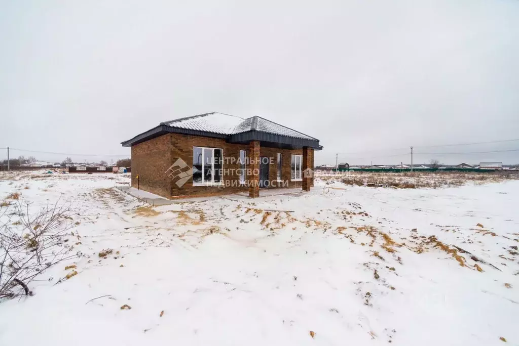 Дом в Рязанская область, Рязанский муниципальный округ, с. Дубровичи ... - Фото 1