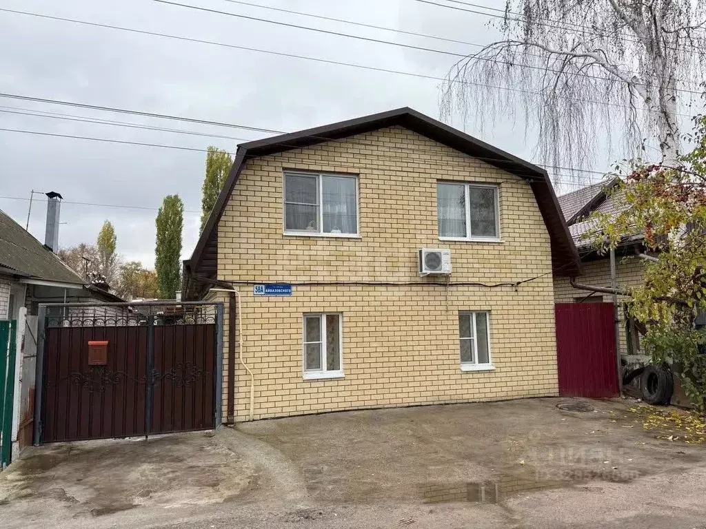 Дом в Воронежская область, Воронеж ул. Айвазовского, 58А (150 м) - Фото 1