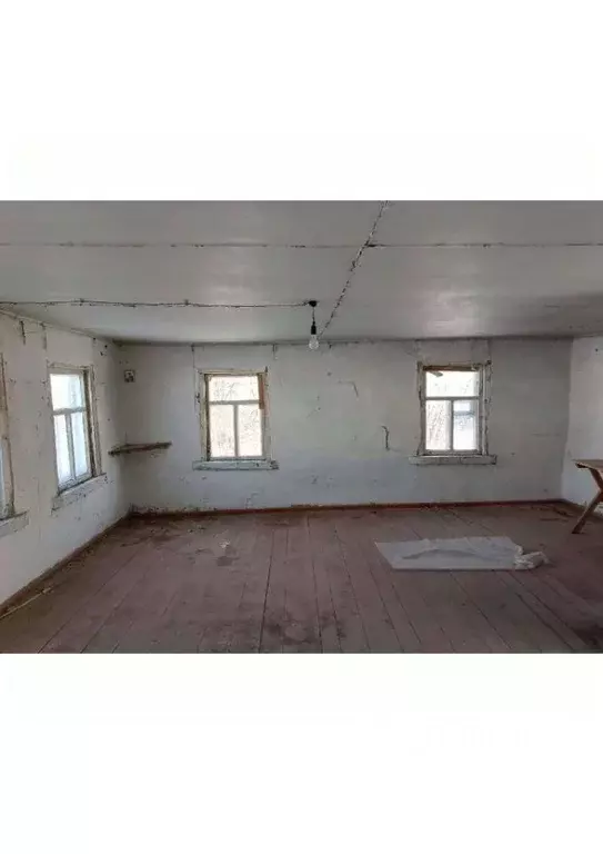 Дом в Саратовская область, Аркадакский район, Малиновское ... - Фото 1