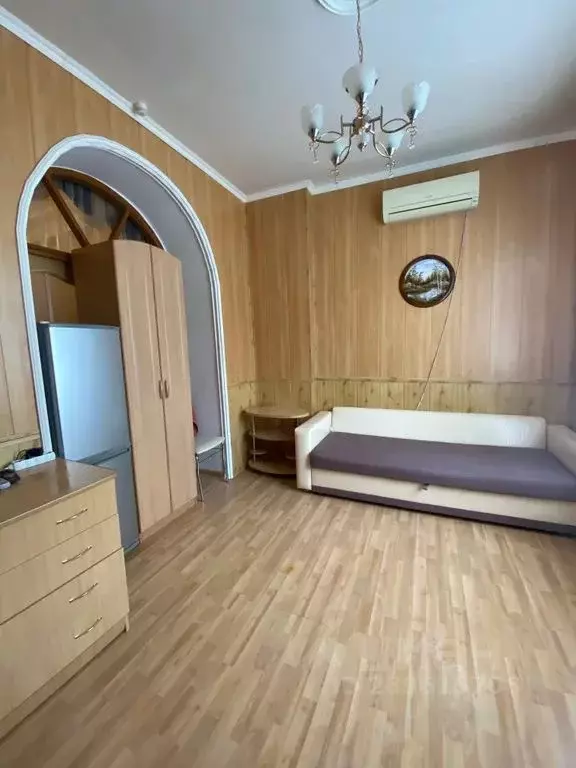 Комната Краснодарский край, Сочи Гагарина мкр, ул. Красноармейская, 6 - Фото 1