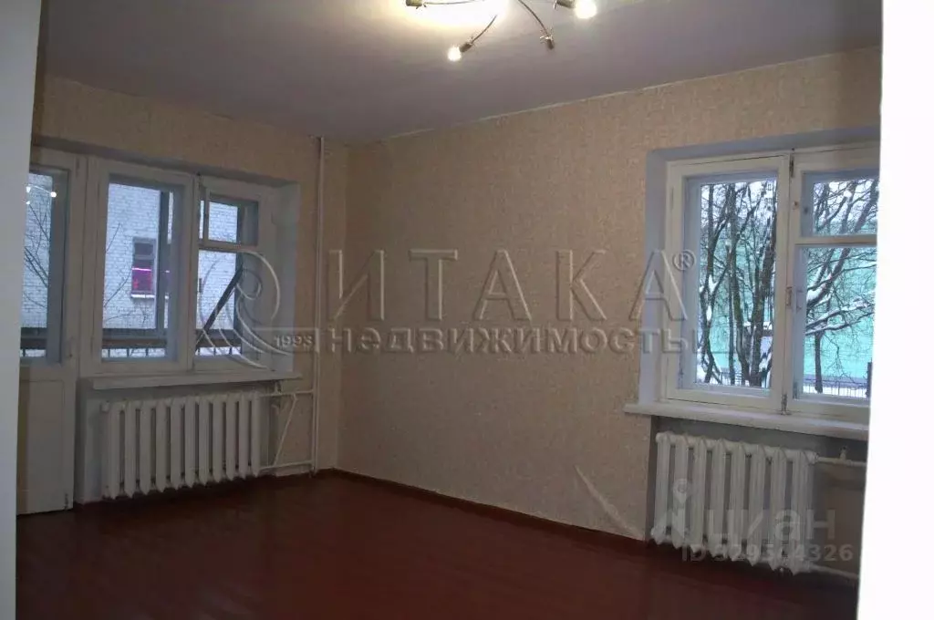 1-к кв. Ленинградская область, Луга просп. Кирова, 70 (30.4 м) - Фото 1