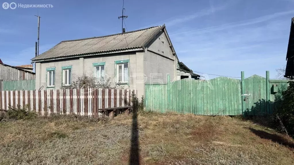 Дом в село Новое Ильинское, Школьная улица, 61 (29.8 м) - Фото 1