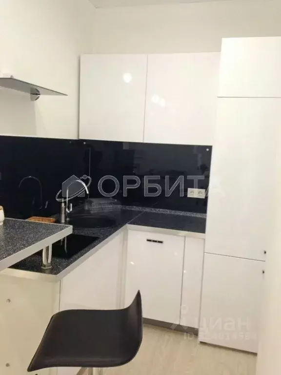 Студия Тюменская область, Тюмень ул. 50 лет ВЛКСМ, 13к1 (34.5 м) - Фото 2