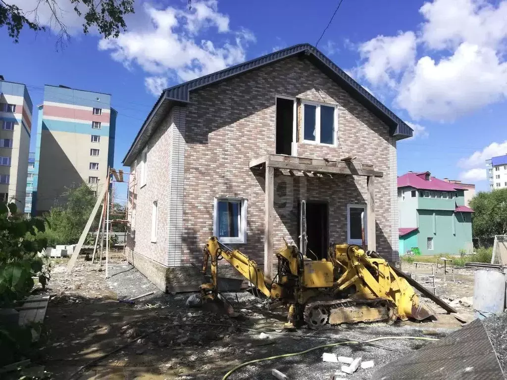 Дом в Сахалинская область, Южно-Сахалинск 19-й мкр, пер. ... - Фото 2