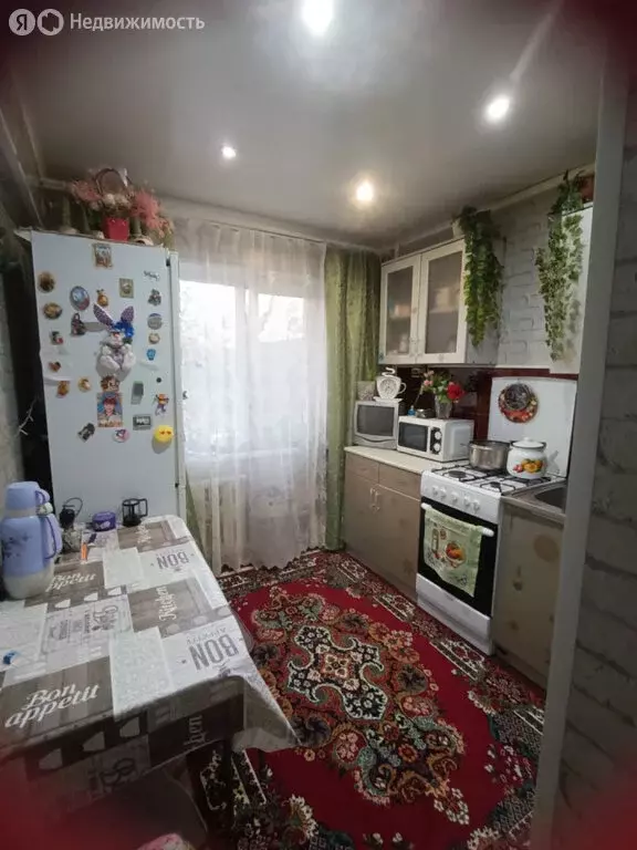 2-комнатная квартира: посёлок Комаровский, Южная улица, 18 (44.1 м) - Фото 1
