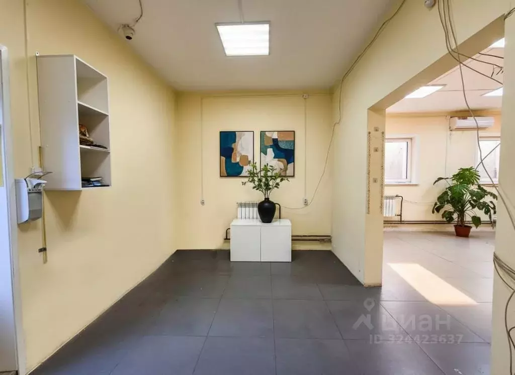 Помещение свободного назначения в Иркутская область, Иркутск ул. ... - Фото 2