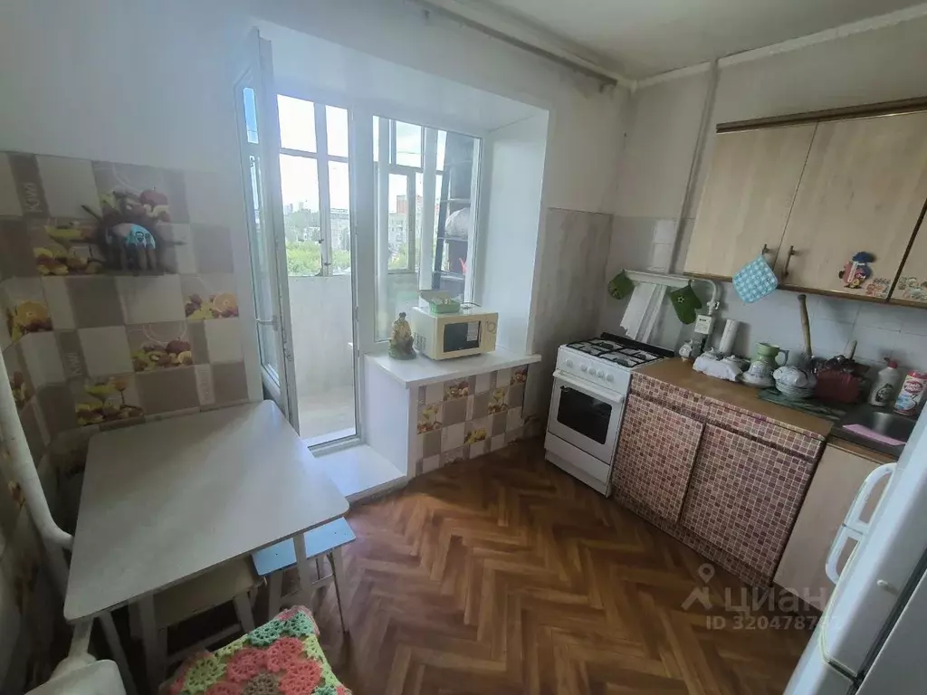 2-к кв. Курганская область, Курган ул. 4-я Больничная, 5 (45.0 м) - Фото 1