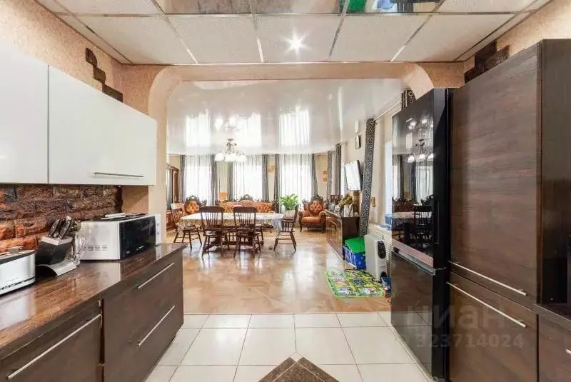 Дом в Свердловская область, Екатеринбург ул. Тельмана, 48 (364 м) - Фото 2