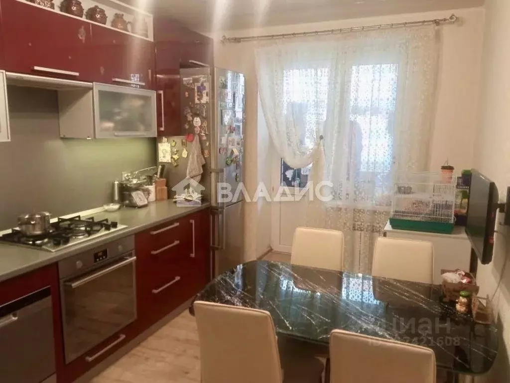 2-к кв. Смоленская область, Смоленск ул. Гарабурды, 25а (65.0 м) - Фото 0