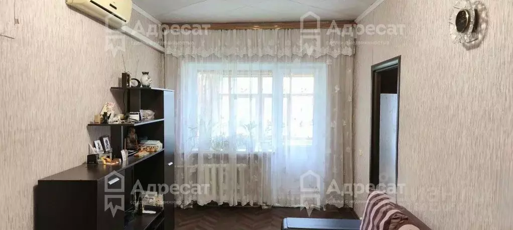 2-к кв. Волгоградская область, Волгоград ул. 64-й Армии, 30 (41.8 м) - Фото 0