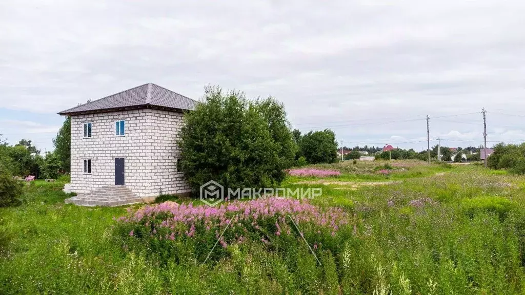 Дом в Ленинградская область, Гатчинский муниципальный округ, д. Малое ... - Фото 1