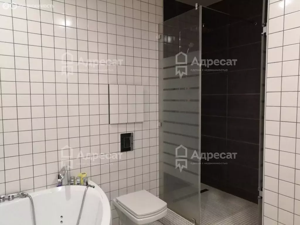 2-комнатная квартира: Волгоград, улица Мира, 20 (60 м) - Фото 0