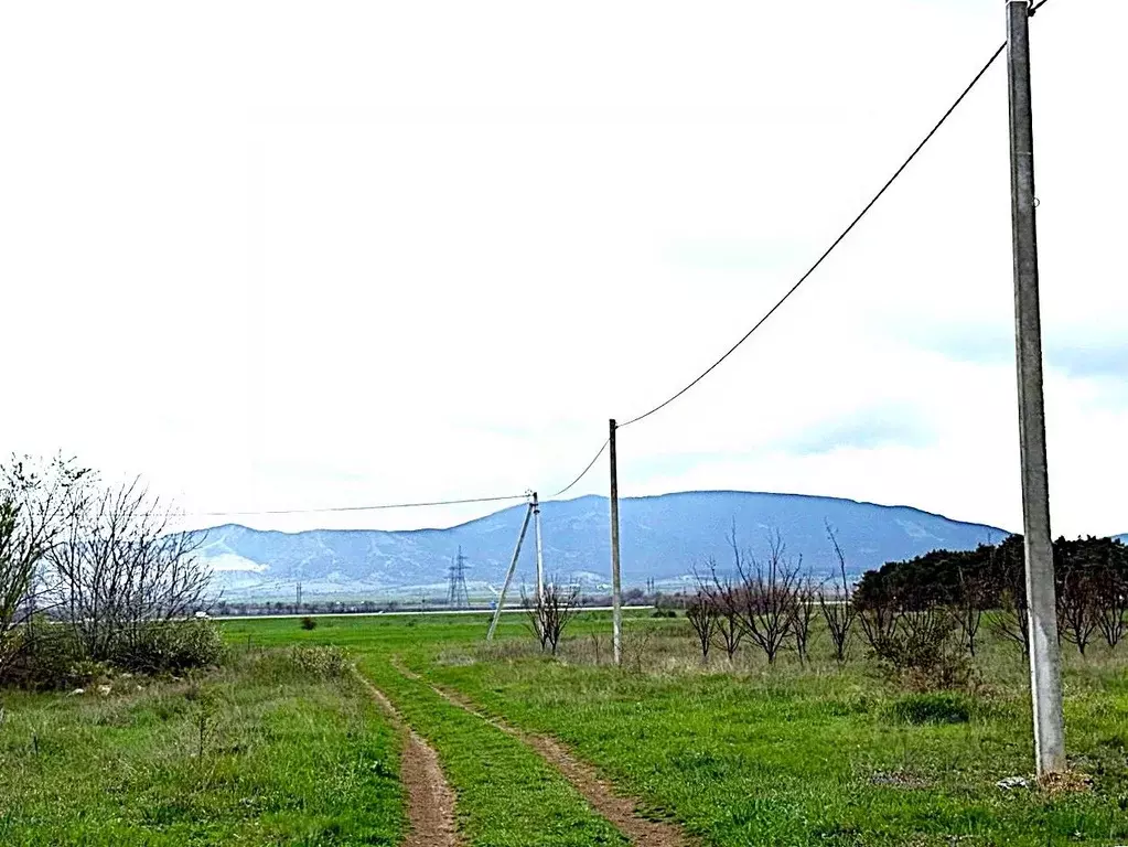 Участок в Крым, Кировский район, с. Абрикосовка  (6.0 сот.) - Фото 1