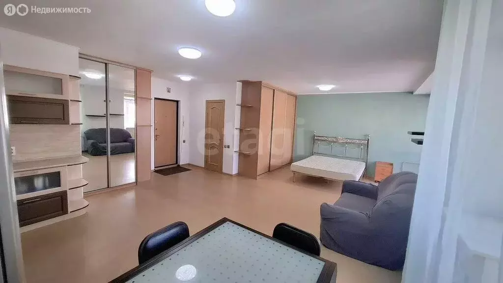 Квартира-студия: Омск, улица 70 лет Октября, 15/1 (47 м) - Фото 1