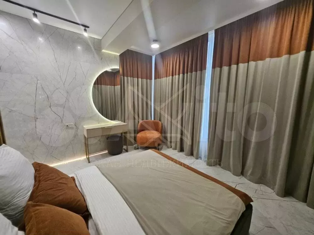 1-к. квартира, 60 м, 5/10 эт. - Фото 1