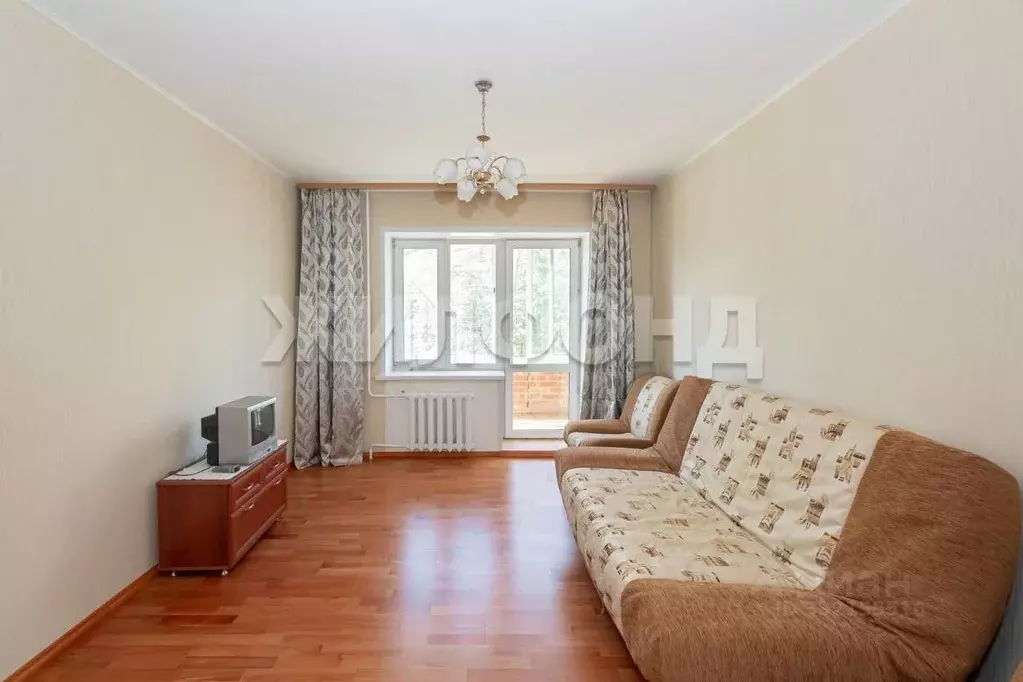 1-к кв. Новосибирская область, Бердск Новосибирская ул., 3 (37.6 м) - Фото 1
