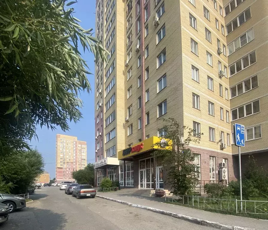 Студия Омская область, Омск ул. 13-я Линия, 37к2 (39.8 м) - Фото 1