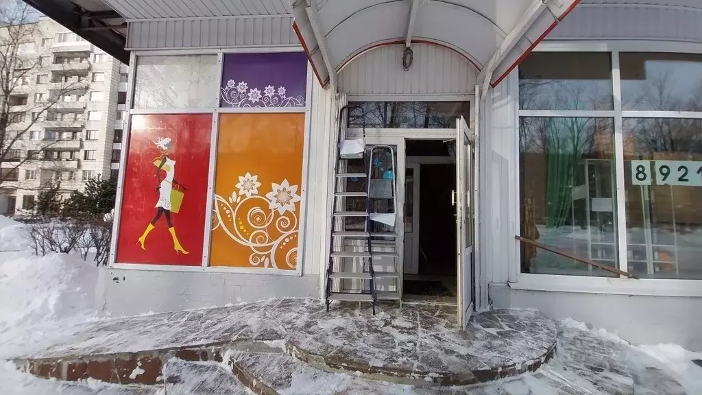 Помещение свободного назначения в Ленинградская область, Тихвин 4-й ... - Фото 1