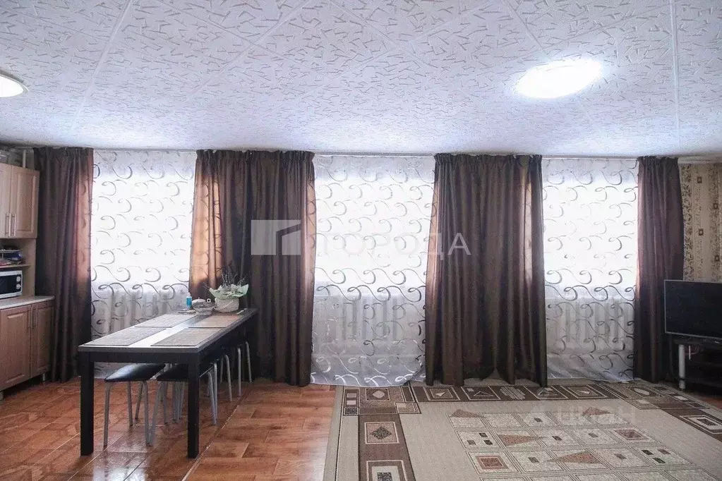 Дом в Алтайский край, Барнаул городской округ, с. Власиха ул. ... - Фото 1