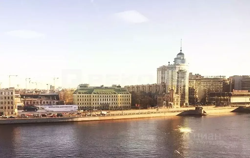 Офис в Санкт-Петербург Петроградская наб., 22 (98 м) - Фото 0