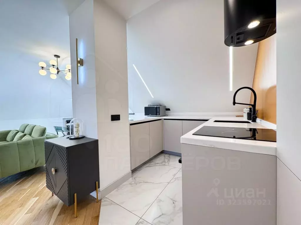 3-к кв. Иркутская область, Иркутск ул. Франк-Каменецкого, 8 (86.1 м) - Фото 1