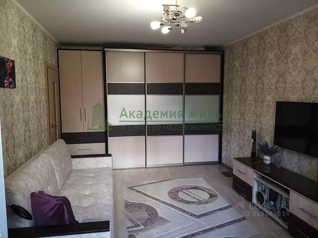 1-к кв. Саратовская область, Саратов ул. 3-я Степная, 4Б (37.7 м) - Фото 1