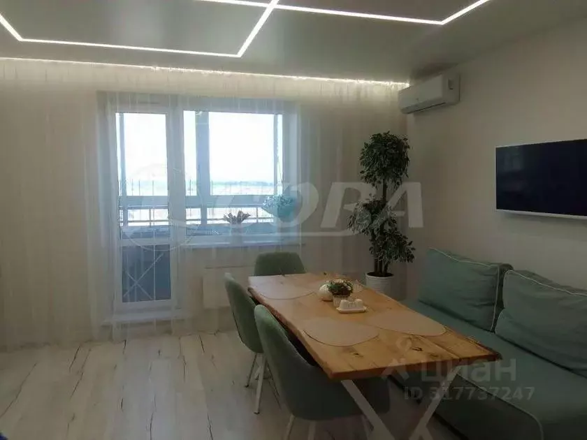 2-к кв. Курганская область, Курган Заозерный жилрайон, 7-й мкр, 10 ... - Фото 1