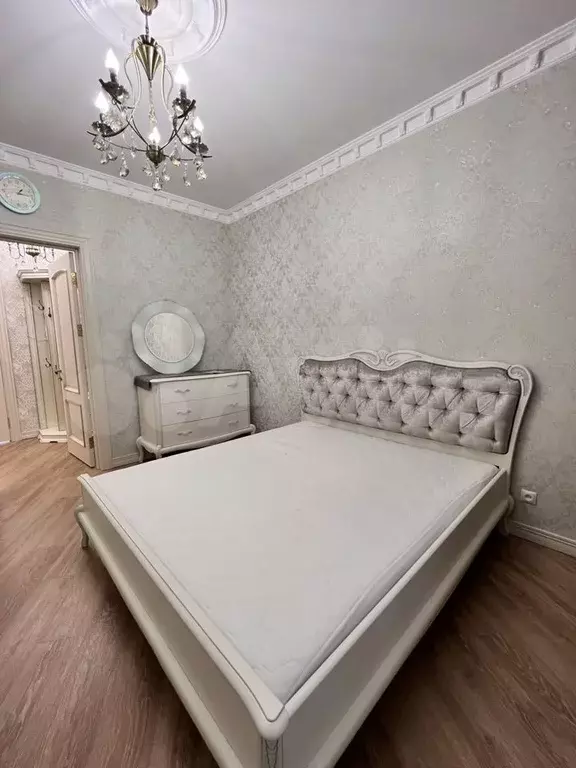 3-к. квартира, 110 м, 6/6 эт. - Фото 1