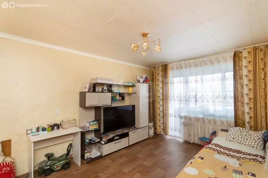 3-комнатная квартира: Ишим, улица Чехова, 102Б (60.8 м) - Фото 1