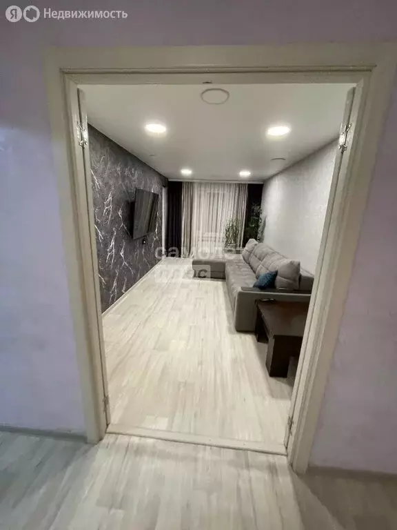 3-комнатная квартира: Юрга, проспект Победы, 43 (63.3 м) - Фото 1