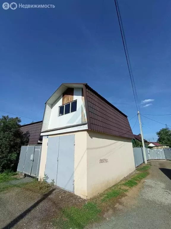 Дом в Оренбург, микрорайон Красный Городок, улица Розенберга, 9 (98 м) - Фото 1