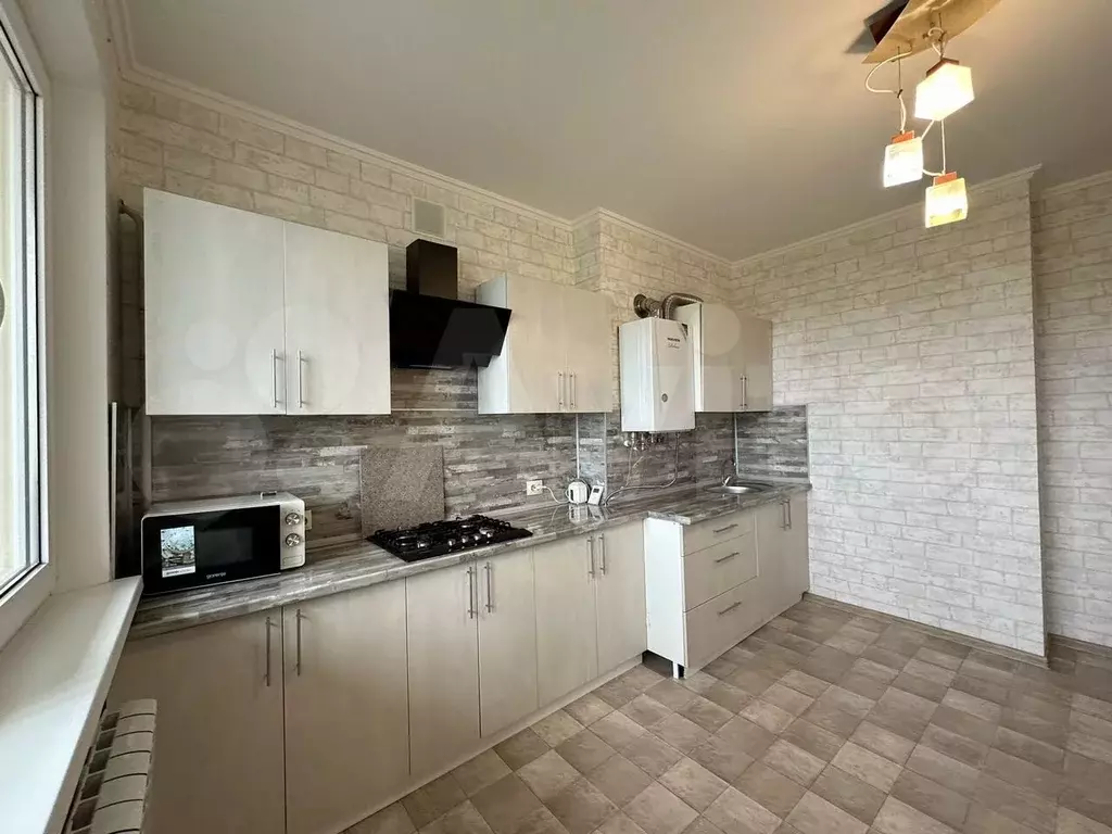 1-к. квартира, 50 м, 6/9 эт. - Фото 1