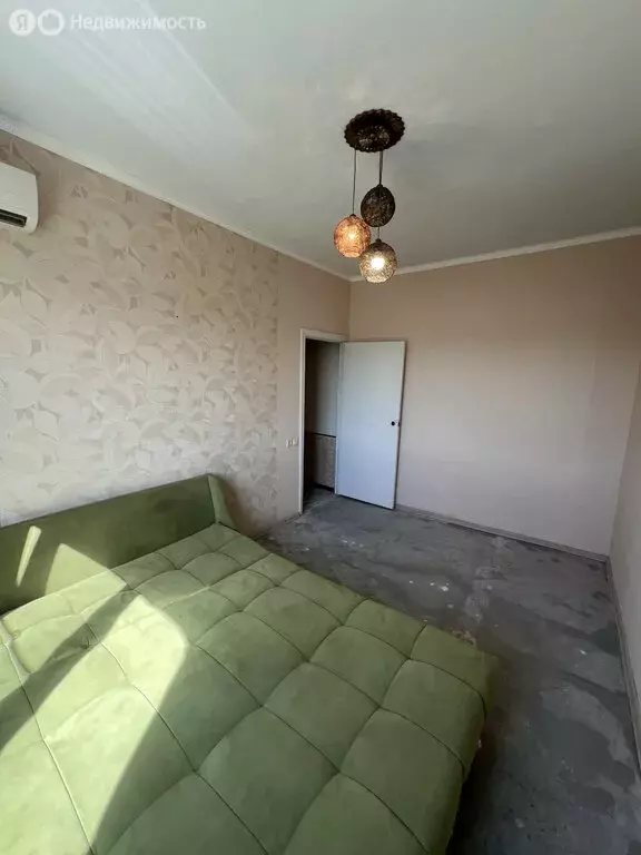 3-комнатная квартира: Астрахань, улица Медиков, 9 (69.2 м) - Фото 1