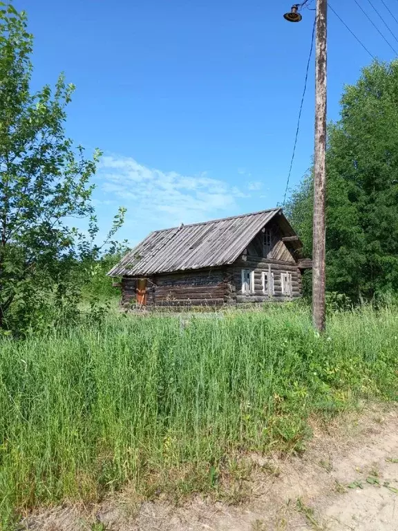 Дом в Архангельская область, Вельский район, Хозьминское муниципальное ... - Фото 1