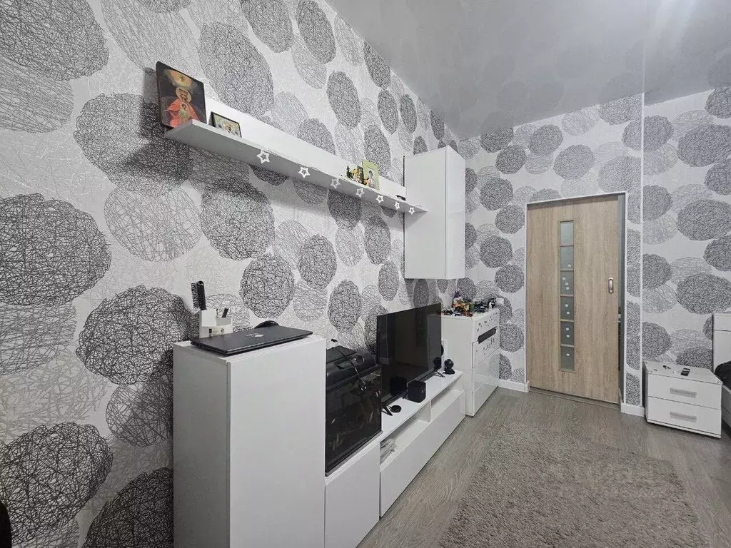 1-к кв. Краснодарский край, Абинск Комсомольская ул., 175к2 (36.9 м) - Фото 1