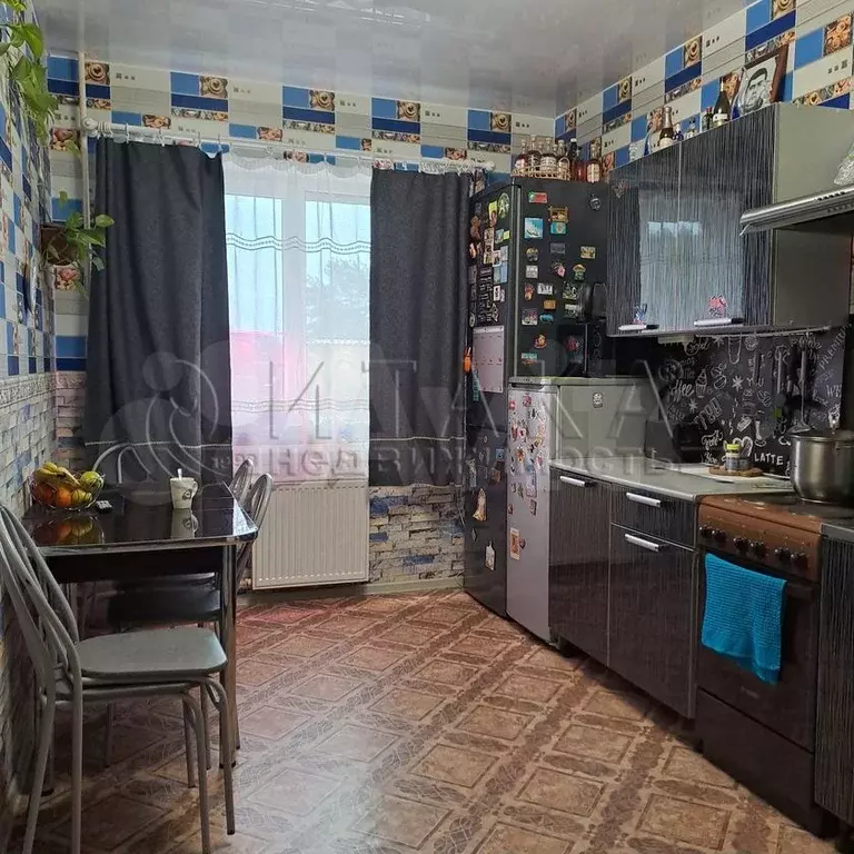 3-к. квартира, 68,2 м, 3/3 эт. - Фото 1