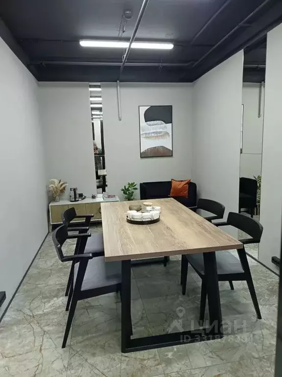 Офис в Новосибирская область, Новосибирск Ипподромская ул., 15 (18 м) - Фото 1