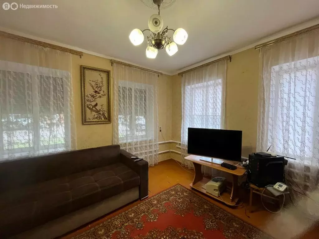 Дом в Ейск, Комсомольская улица (100 м) - Фото 0