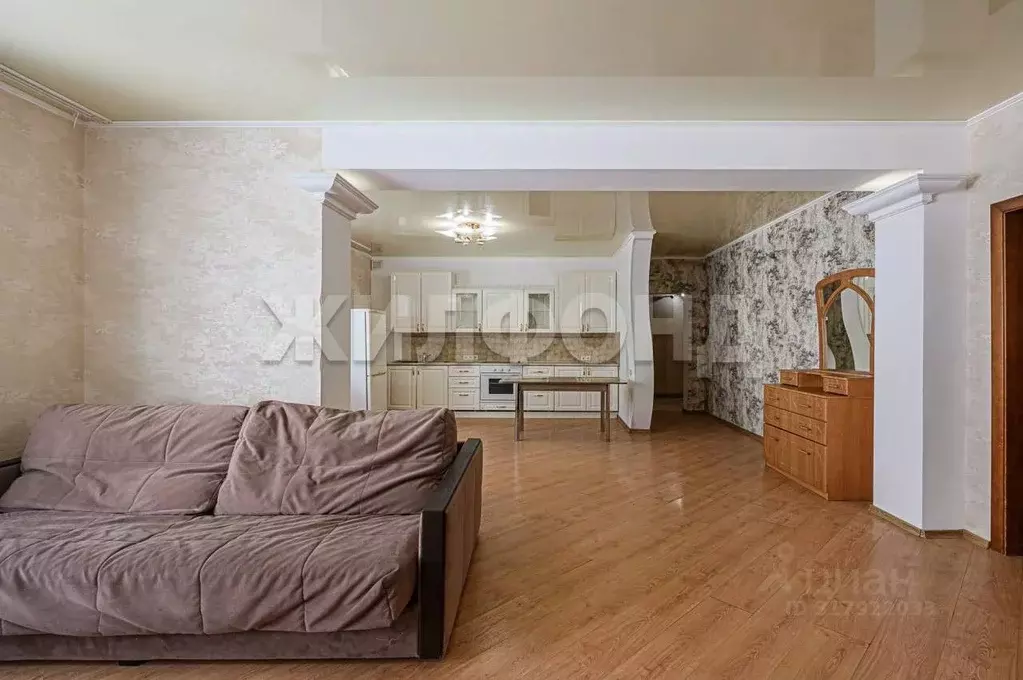 2-к кв. Новосибирская область, Новосибирск Железнодорожная ул., 12 ... - Фото 1
