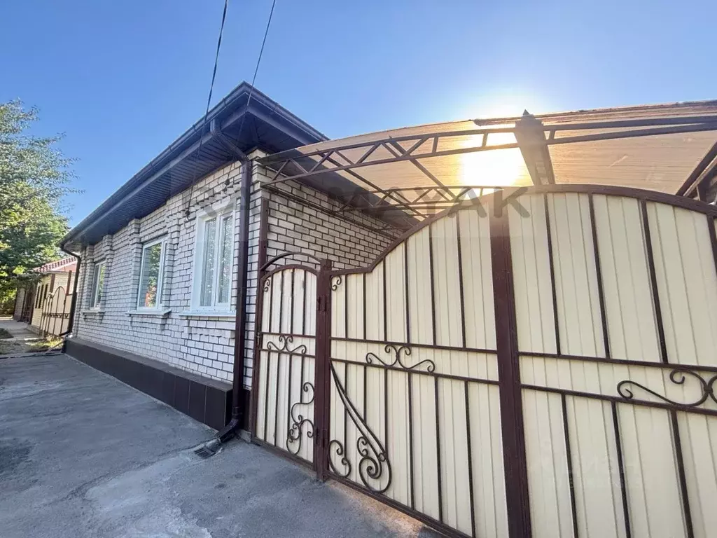 Дом в Адыгея, Майкоп ул. Коммунаров, 53 (107 м) - Фото 1