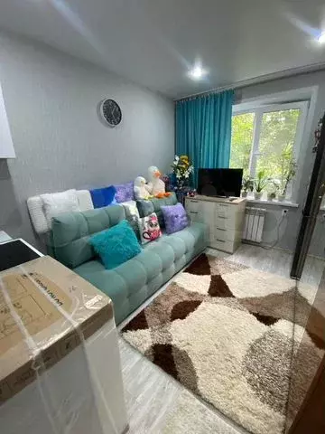 Комната 15,5 м в 1-к., 1/10 эт. - Фото 0