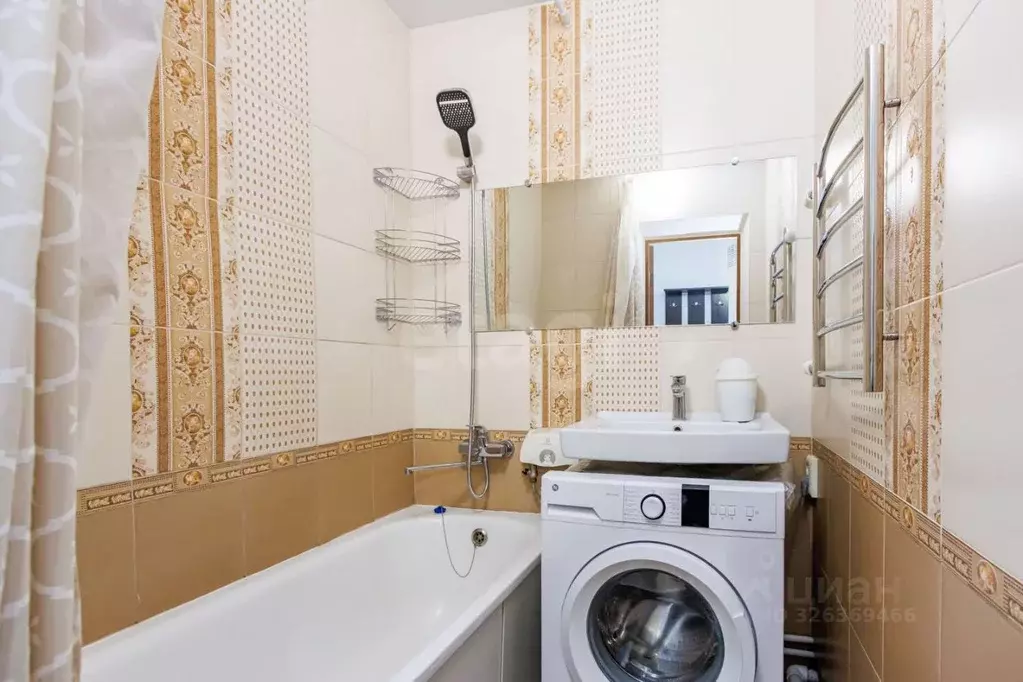 1-к кв. Тюменская область, Тюмень ул. Арктическая, 1к1 (42.6 м) - Фото 1