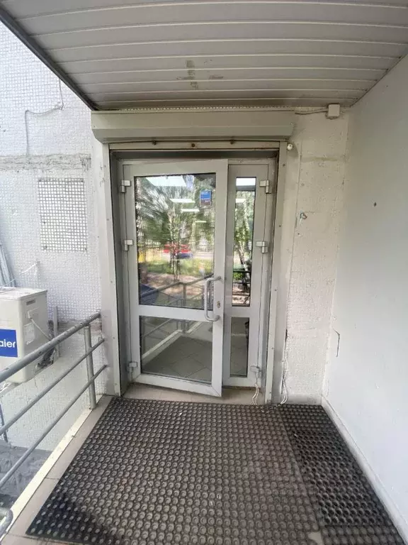 Помещение свободного назначения в Татарстан, Казань ул. Юлиуса Фучика, ... - Фото 0