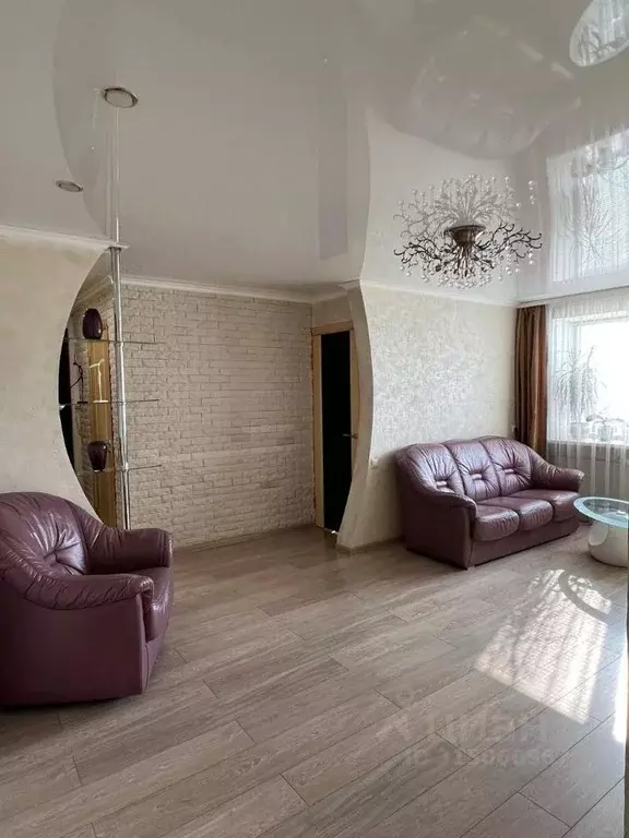 3-к кв. Курская область, Курск ул. Карла Маркса, 72к5 (55.5 м) - Фото 0