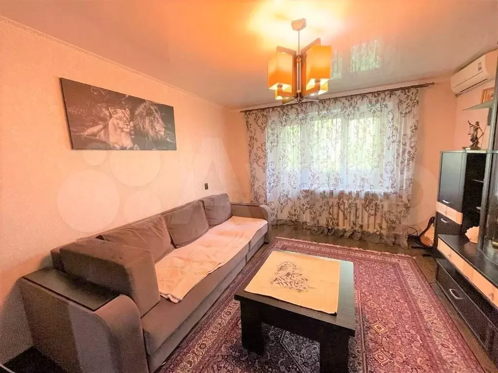 2-к. квартира, 54 м, 5/10 эт. - Фото 0